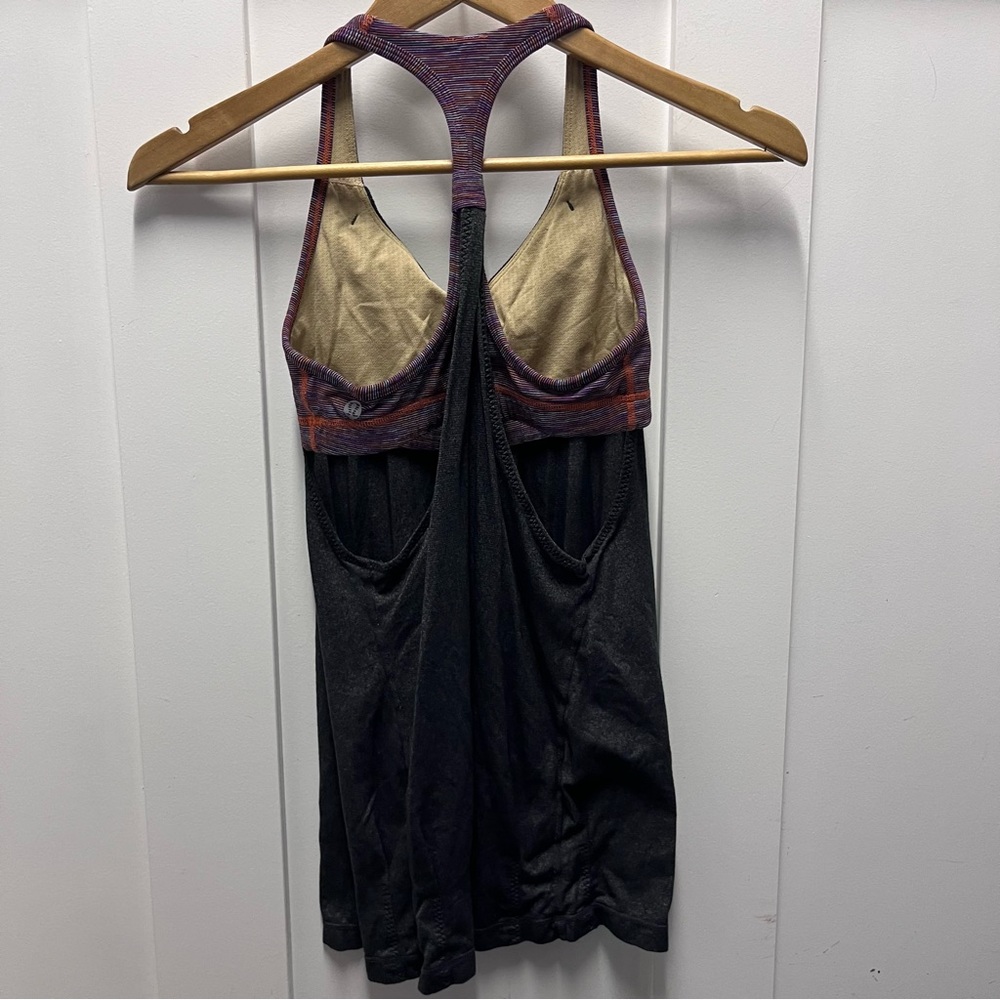 Lululemon‎ tank size 4 - Picture 2 of 4